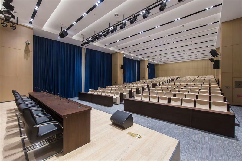 900平米的辦公室裝修設(shè)計(jì)費(fèi)要多少錢？